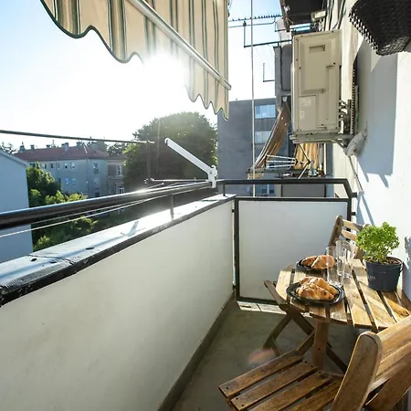 Brnistra Apartamento *